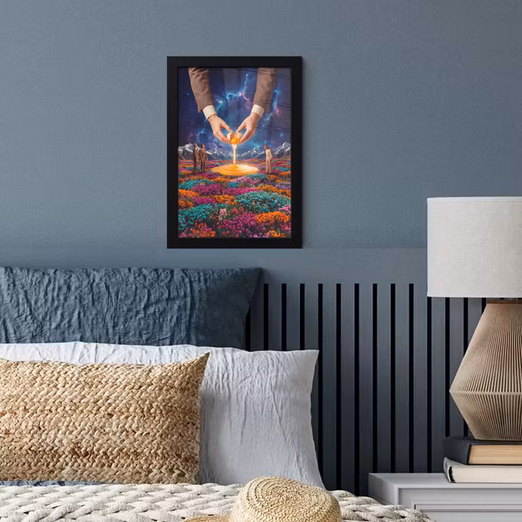 Framed Prints - Hands - Egg - Surrealism - Handen - Ei - Surrealisme fotolijst zwart zonder passe partout klein