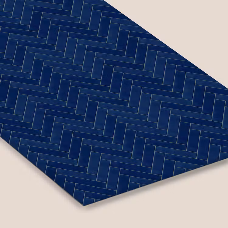 Visgraat - Wandtegel - Donkerblauw - Navy Blue fotolijst zwart zonder passe partout klein 224 -zsfeer6