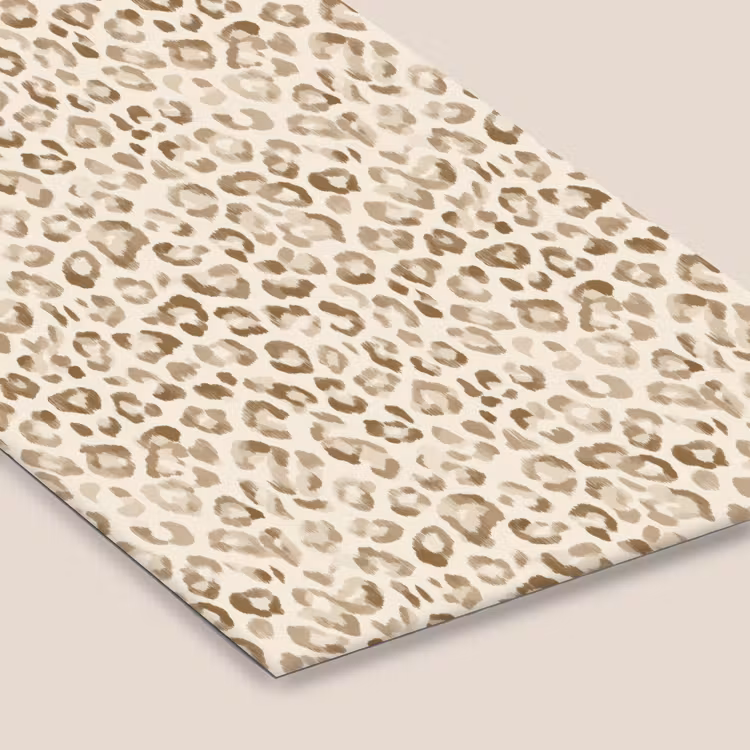 Luipaard - Klassiek - Beige fotolijst zwart zonder passe partout klein 224 -zsfeer6