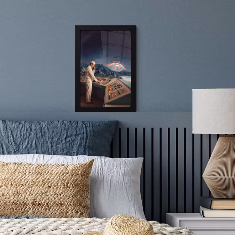 Framed Prints - Man - Control Room - Beach - Man - Controlekamer - Strand fotolijst zwart zonder passe partout klein