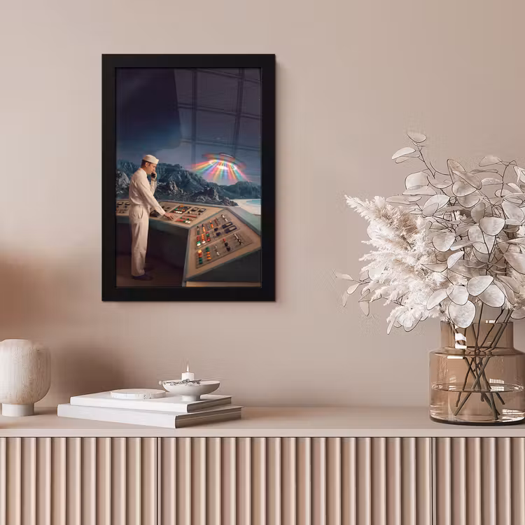 Framed Prints - Man - Control Room - Beach - Man - Controlekamer - Strand fotolijst zwart zonder passe partout klein