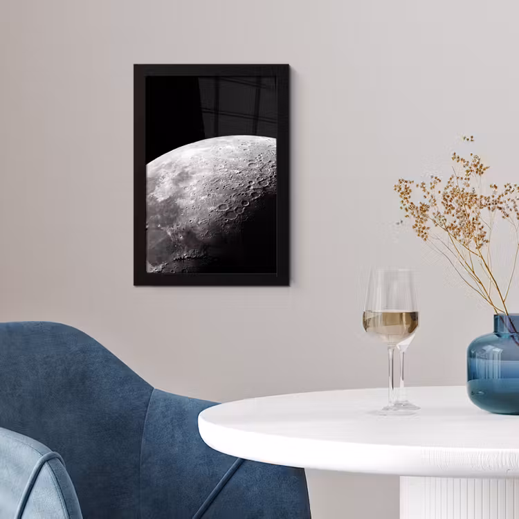 Framed Prints - Moon - Craters - Space - Maan - Kraters - Ruimte fotolijst zwart zonder passe partout klein