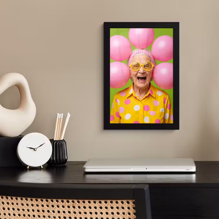 Mens - Ballonnen - Feest - Kleurrijk - Roze fotolijst zwart zonder passe partout klein -sfeer1