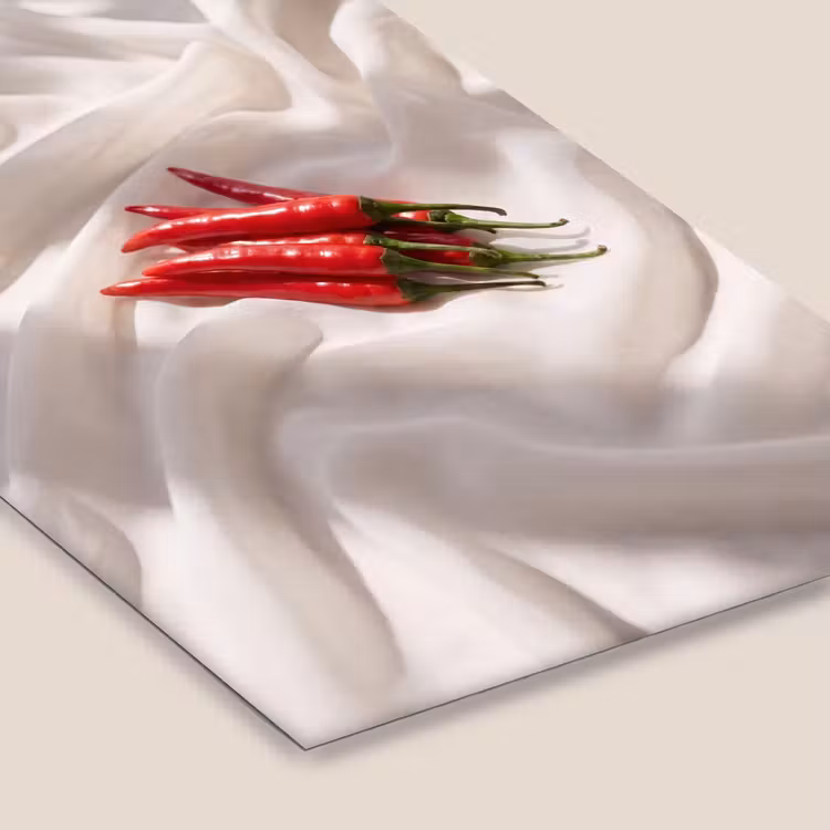 Framed Prints - Pepper - Red - Food - Peper - Rood - Eten fotolijst zwart zonder passe partout klein