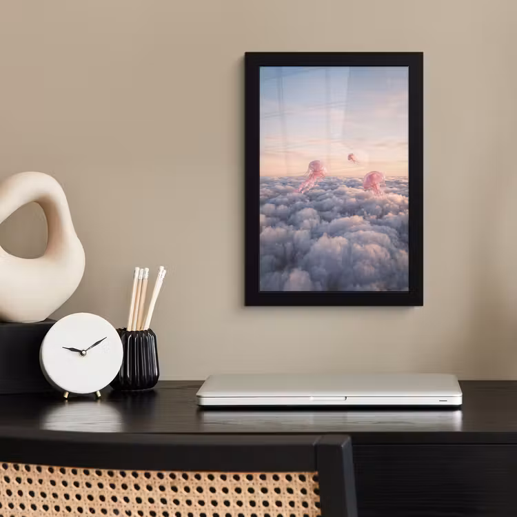 Framed Prints - Pink Animal - Clouds - Roze dier - Wolken fotolijst zwart zonder passe partout klein