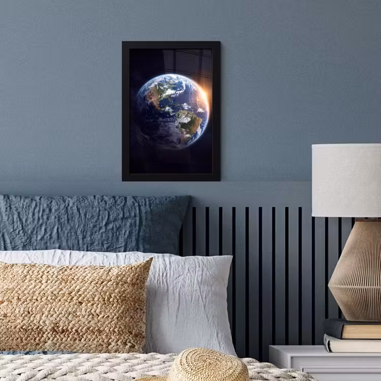 Framed Prints - Planet - Space - Cosmos - Planeet - Ruimte - Kosmos fotolijst zwart zonder passe partout klein
