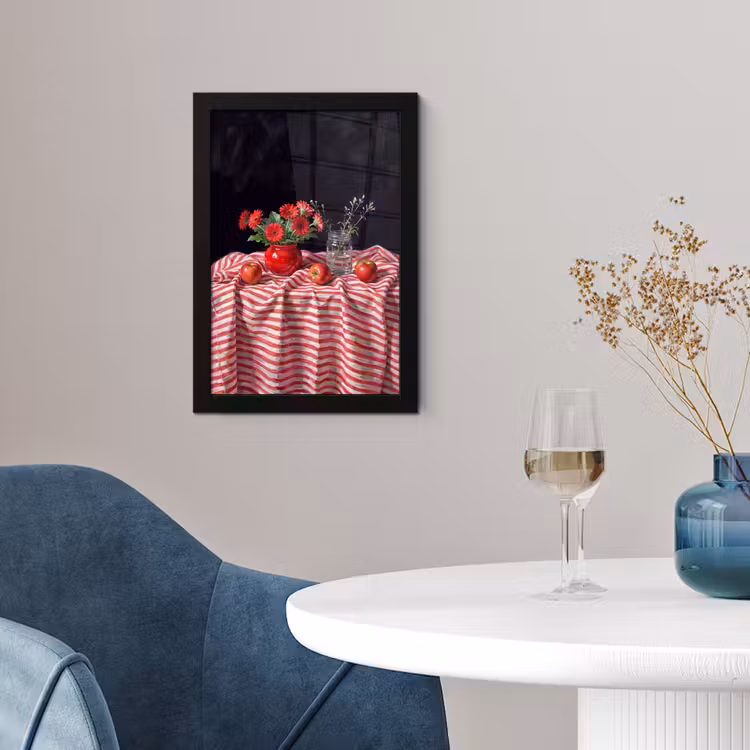 Framed Prints - Red Flowers - Vase - Rode bloemen - Vaas fotolijst zwart zonder passe partout klein