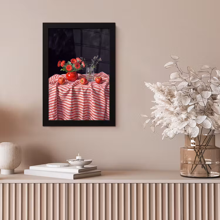 Framed Prints - Red Flowers - Vase - Rode bloemen - Vaas fotolijst zwart zonder passe partout klein