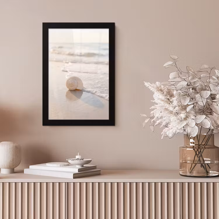 Zeeschelp - Strand - Zee - Natuur - Beige fotolijst zwart zonder passe partout klein -sfeer5