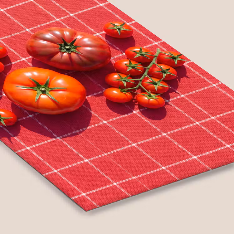 Framed Prints - Tomato - Red - Food - Tomaat - Rood - Eten fotolijst zwart zonder passe partout klein