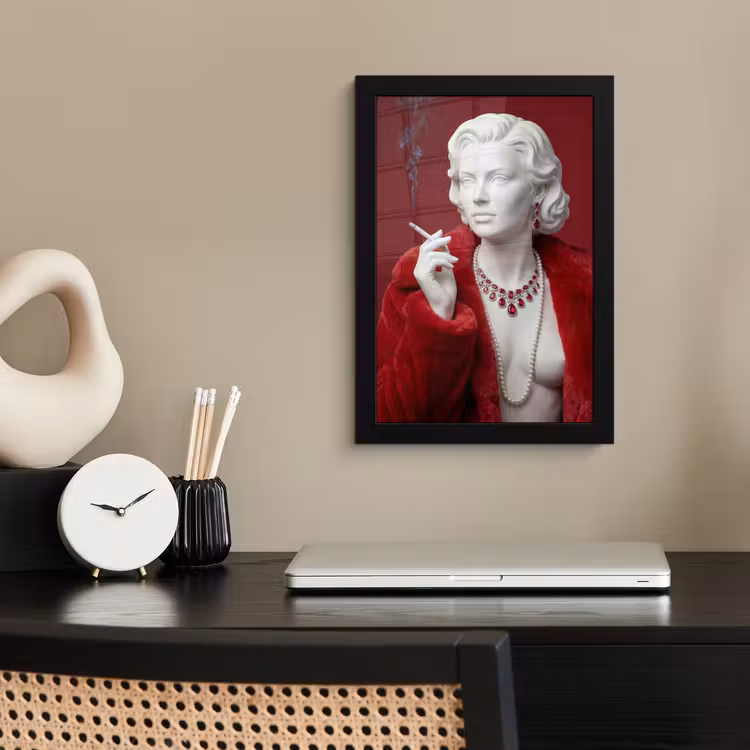 Vrouw - Bontjas - Mode - Klassiek - Rood fotolijst zwart zonder passe partout klein -sfeer1