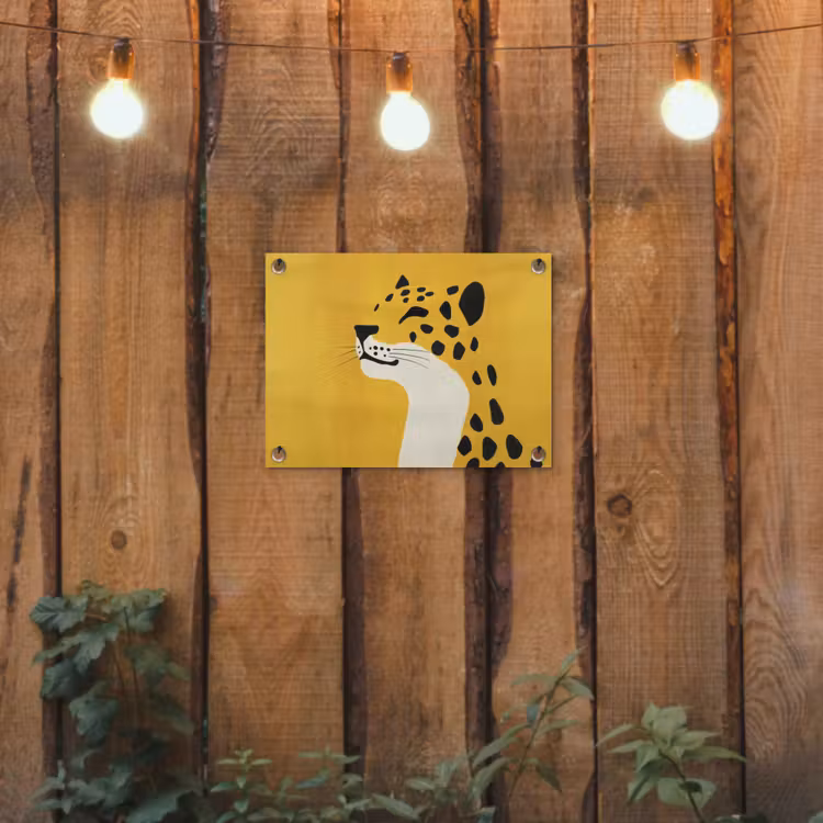 Cheetah - Illustratie - Geel tuinposter los doek klein -sfeer1