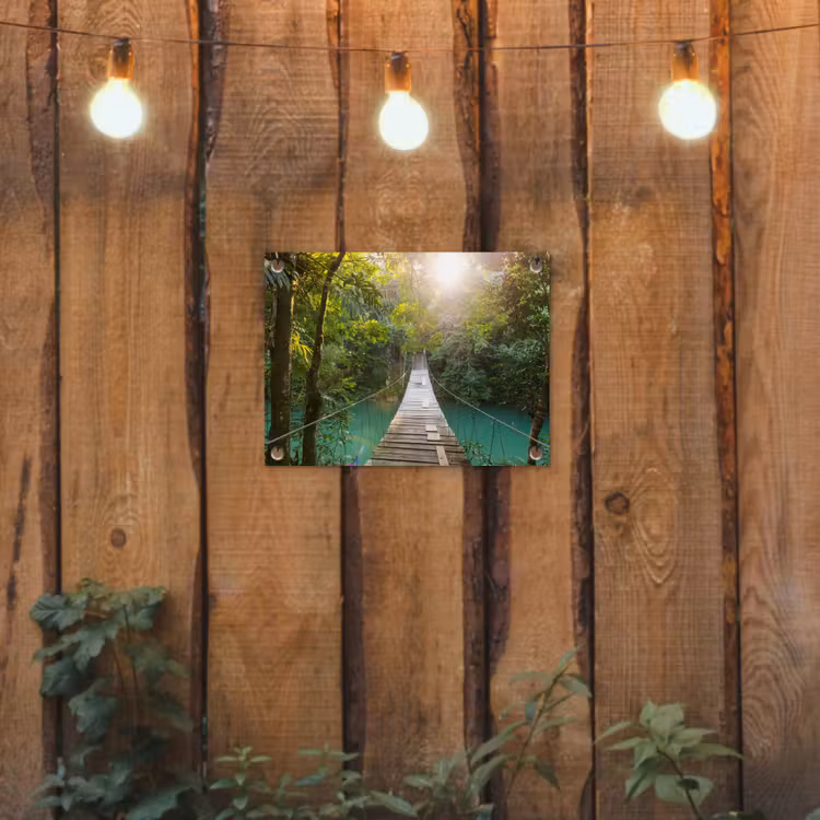 Jungle - Water - Brug - Natuur - Planten tuinposter los doek klein -sfeer1