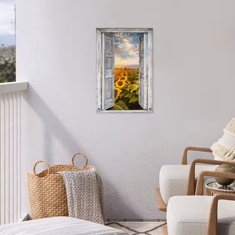 Oude deuren naar zonnebloemveld tuinposter los doek klein -sfeer8