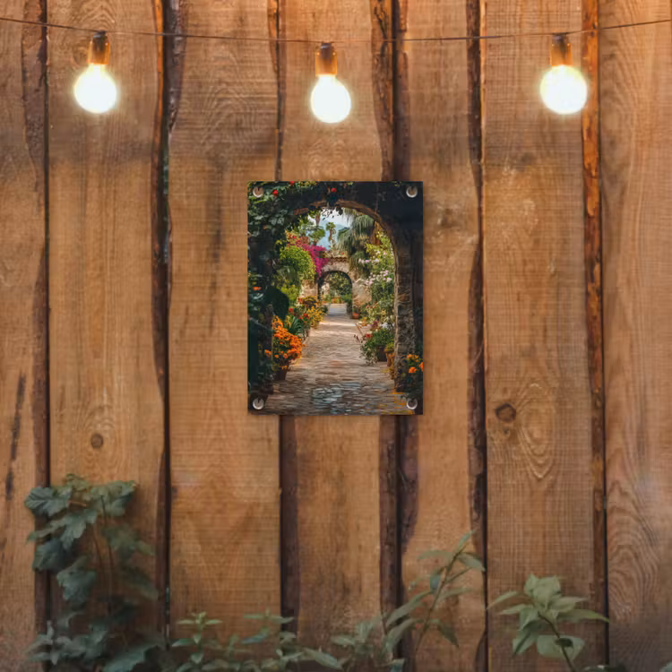Doorkijk - Bloemen - Poort - Stenen tuinposter los doek klein -sfeer1
