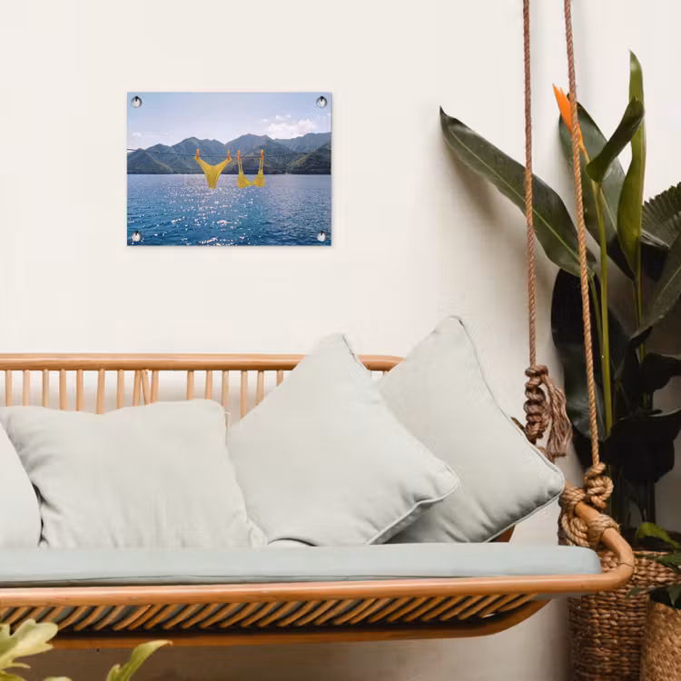 Badmode - Bikini - Zee - Bergen - Geel tuinposter los doek klein -sfeer7