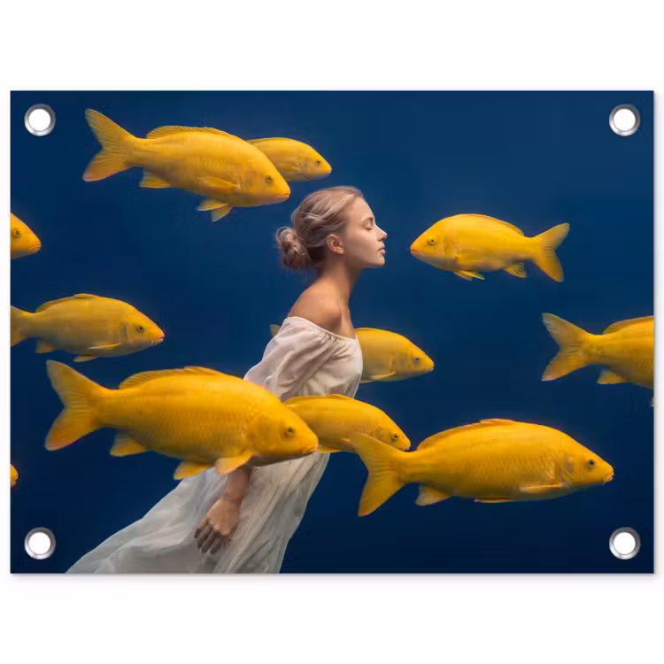Vrouw - Vis - Water - Natuur - Geel tuinposter los doek klein -3d