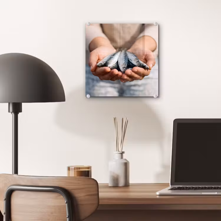 Glass Print - Fish - Hands - Nature - Vis - Handen - Natuur plexiglas 5mm klein