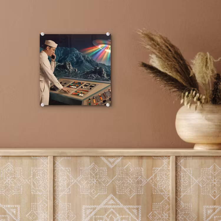 Glass Print - Man - Control Room - Beach - Man - Controlekamer - Strand plexiglas 5mm klein