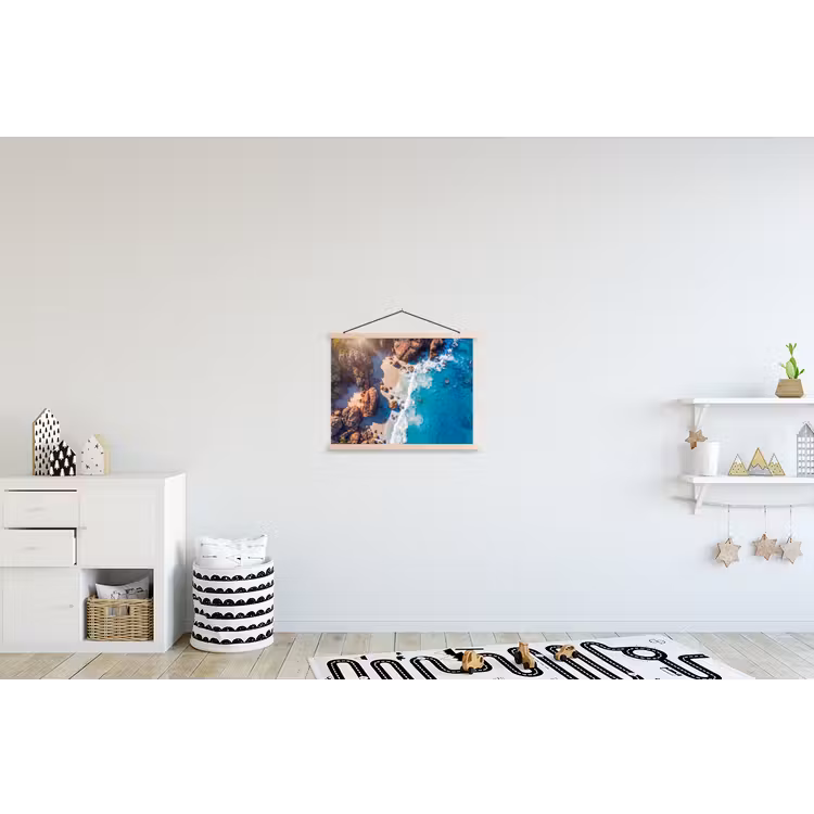 Strand - Zee - Rotsen - Natuur - Blauw textielposter latten blank klein -kinderkamer