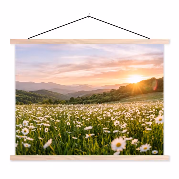 Madelief - Veld - Heuvels - Groen textielposter latten blank klein -3d