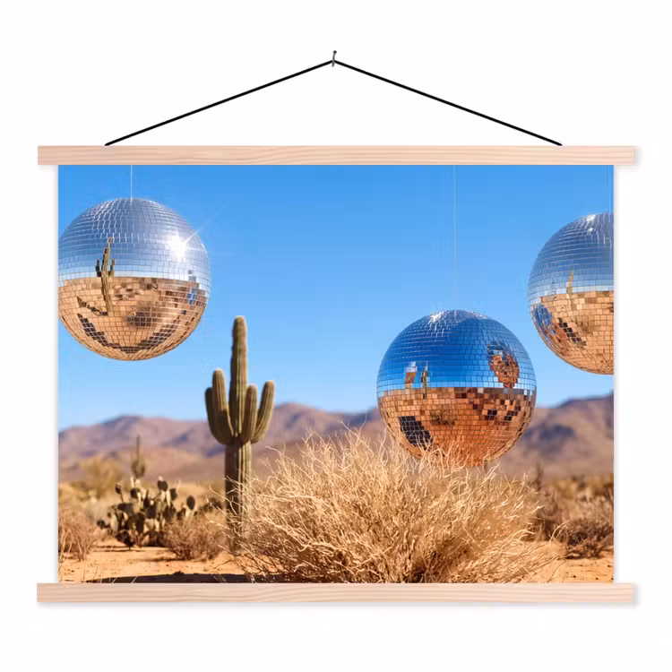 Hanging Poster - Desert - Mirror Ball - Art - Woestijn - Spiegelbal - Kunst textielposter latten blank klein