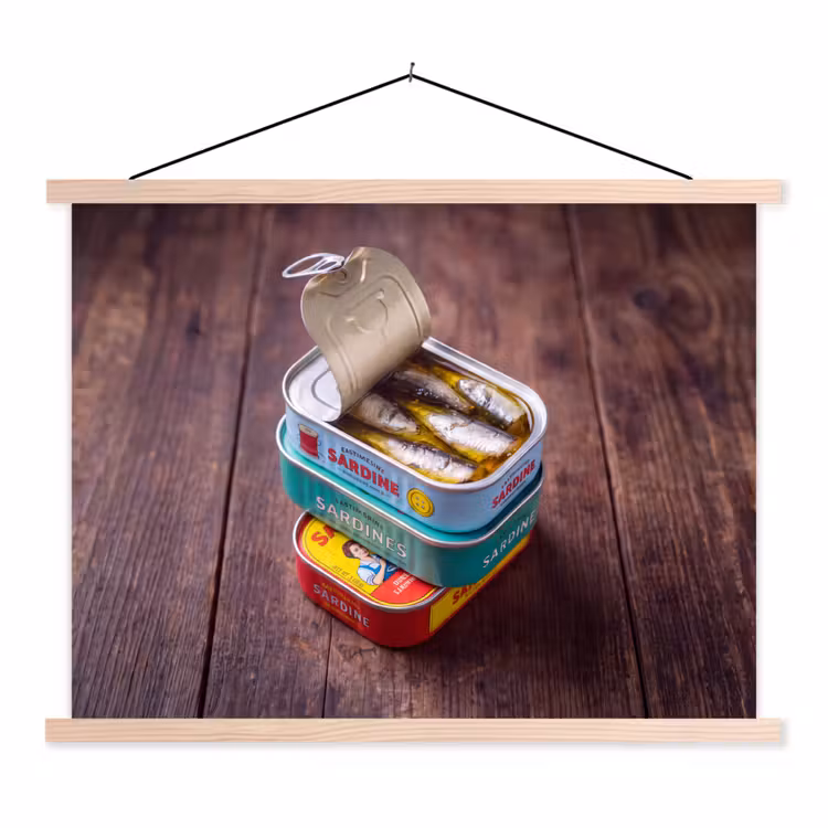 Hanging Poster - Fish - Cans - Kitchen - Vis - Blikjes - Keuken textielposter latten blank klein
