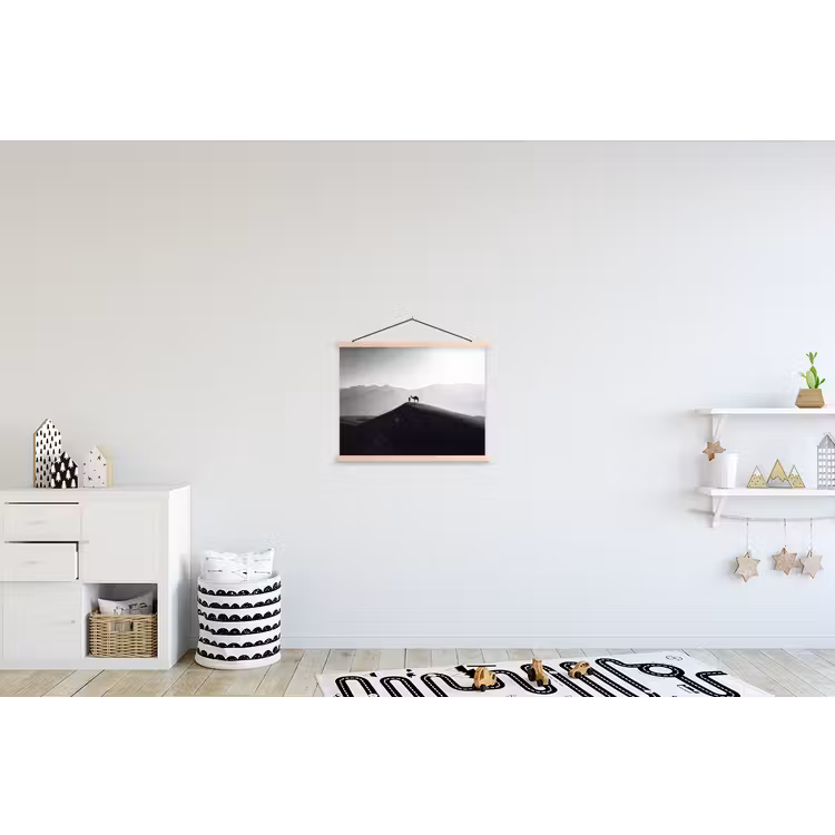 Mens - Kameel - Zandduin - Natuur - Monochroom textielposter latten blank klein -kinderkamer