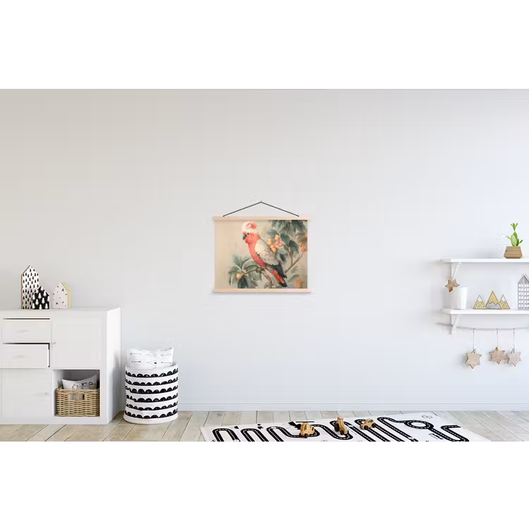 Roze kuifkaketoe - Tak met vruchten - Bladeren textielposter latten blank klein -kinderkamer