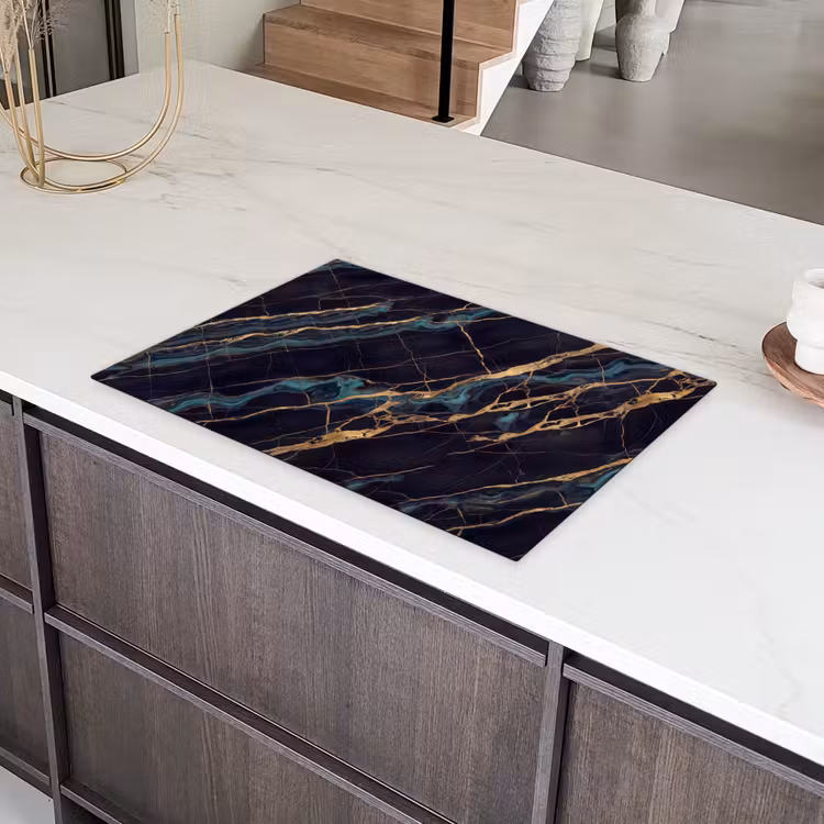 Abstract - Gouden lijnen - Kunst - Modern - Zwart Inductie beschermer vinyl 3mm klein -sfeer8
