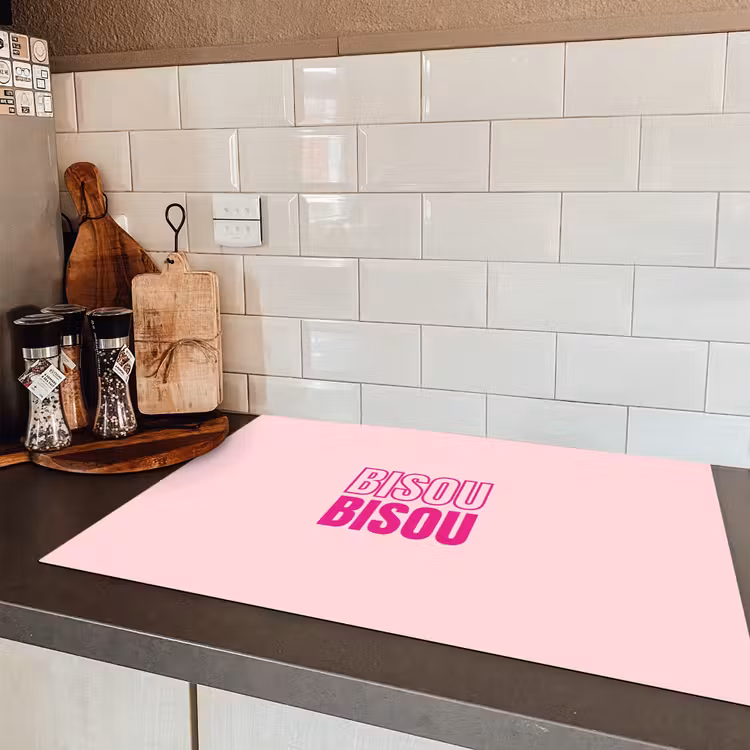 Bisou - Roze - Minimalistisch Inductie beschermer vinyl 3mm klein -sfeer3