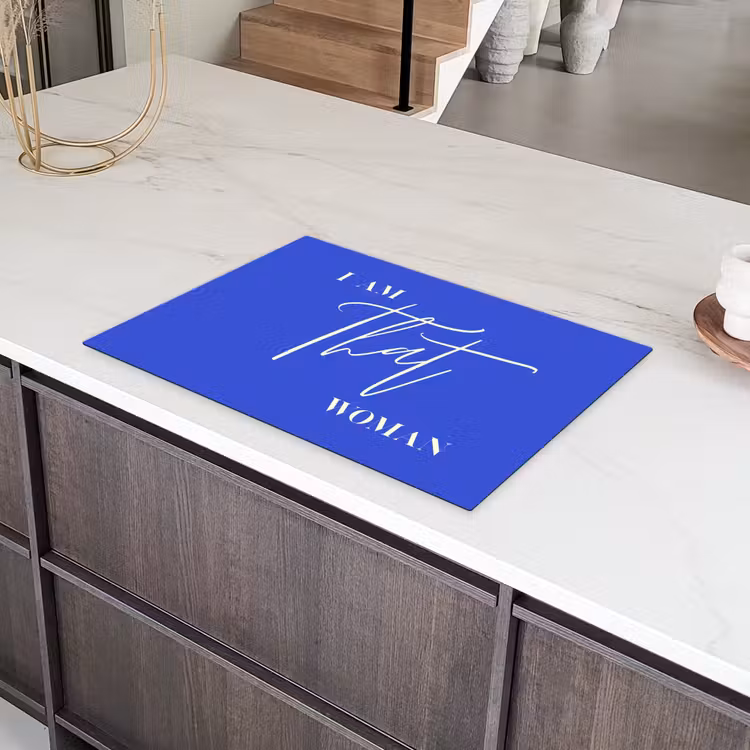 Blauw - I am that woman - Sierlijk - Minimalistisch Inductie beschermer vinyl 3mm klein -sfeer8