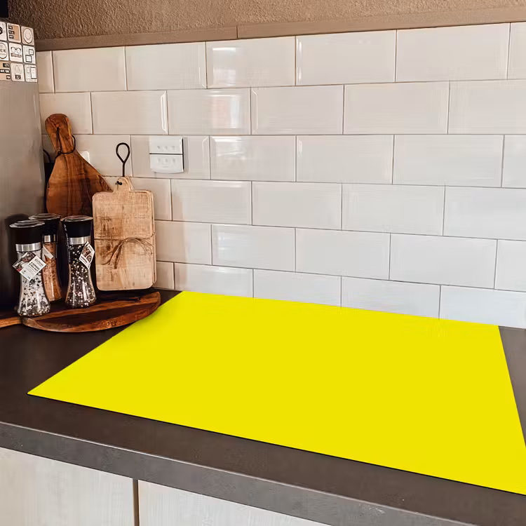 Bright - Canary - Geel Inductie beschermer vinyl 3mm klein 276 -sfeer3