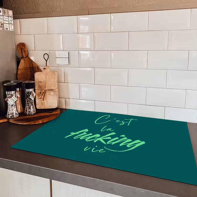 c'est la fucking vie - Groen - Handgeschreven Inductie beschermer vinyl 3mm klein -sfeer3