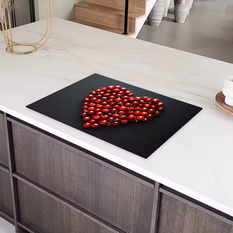Kersen - Hart - Rood - Zwart Inductie beschermer vinyl 3mm klein -sfeer8