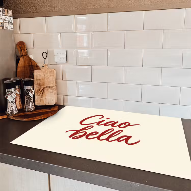 Ciao bella - Rood - Wit - Minimalistisch Inductie beschermer vinyl 3mm klein -sfeer3