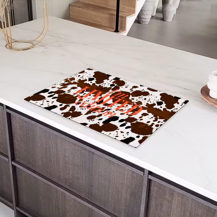 Koeienprint - Limited edition - Rood Inductie beschermer vinyl 3mm klein -sfeer8