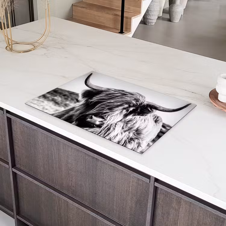 Koe - Schotse hooglander - Zwart - Wit - Dier - Natuur - Wild Inductie beschermer vinyl 3mm klein -sfeer8