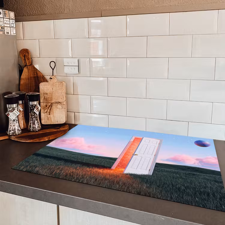 Induction Hob Cover - Door - Fantasy - Space - Deur - Fantasie - Ruimte Inductie beschermer vinyl 3mm klein