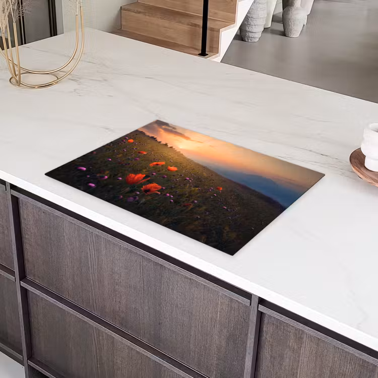 Bloemenveld - Gras - Bloemen - Planten - Zonsondergang - Oranje Inductie beschermer vinyl 3mm middel -sfeer8