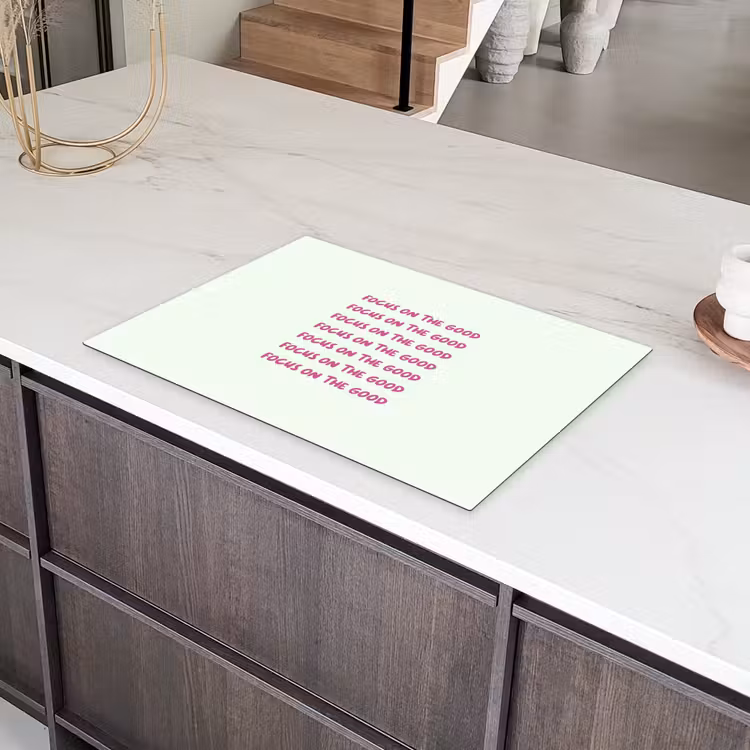 Focus on the good - Roze Inductie beschermer vinyl 3mm klein -sfeer8