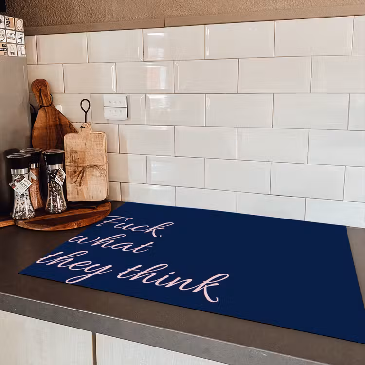 Fuck what they think - Blauw - Cursief Inductie beschermer vinyl 3mm klein -sfeer3