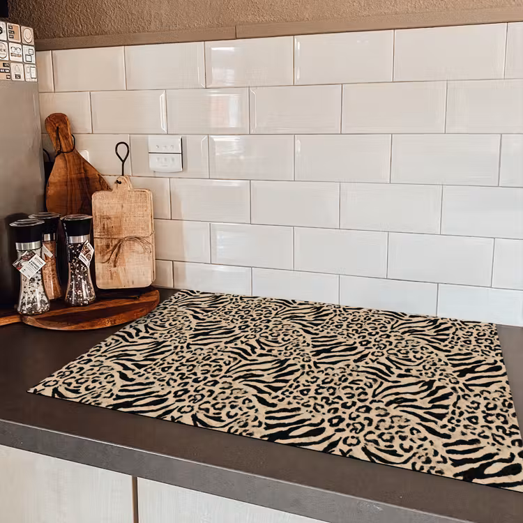 Giraf - Zebra - Motief - Bruin Inductie beschermer vinyl 3mm klein 276 -sfeer3