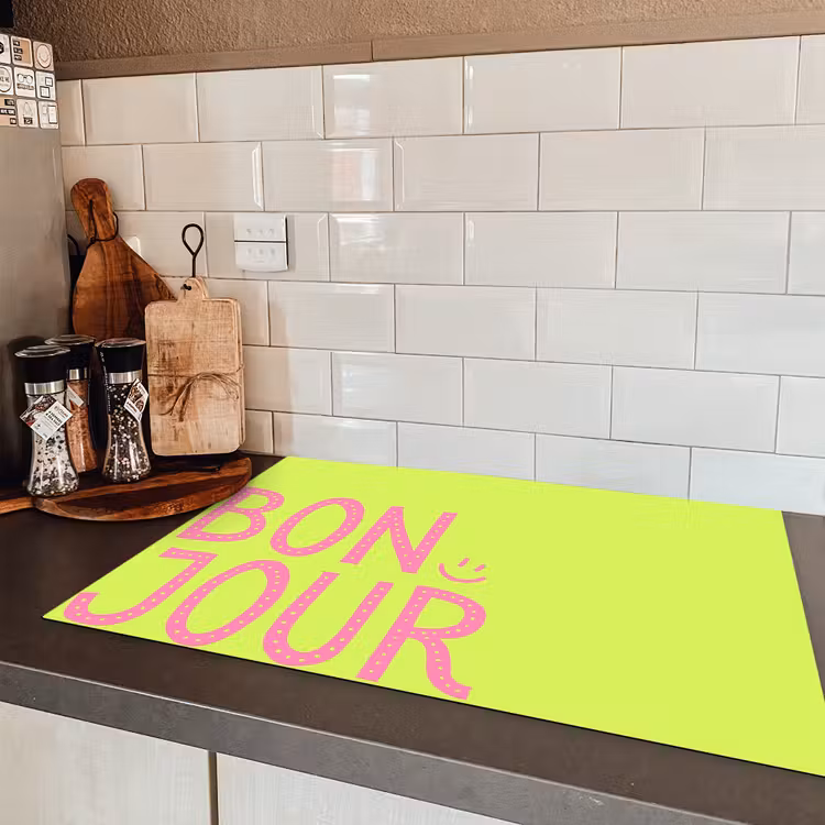 Groen - Smiley - Bonjour - Roze Inductie beschermer vinyl 3mm klein -sfeer3