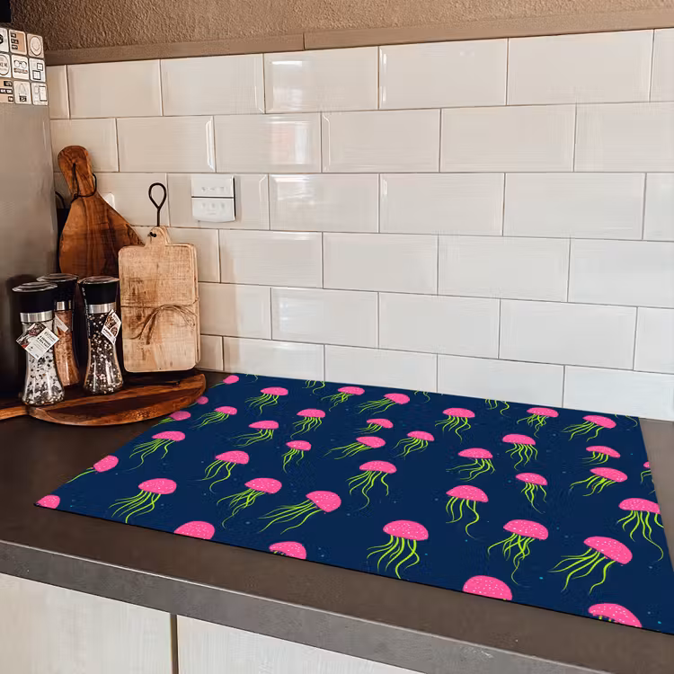 Kwallen - Diepzee - Neon Inductie beschermer vinyl 3mm klein 276 -sfeer3