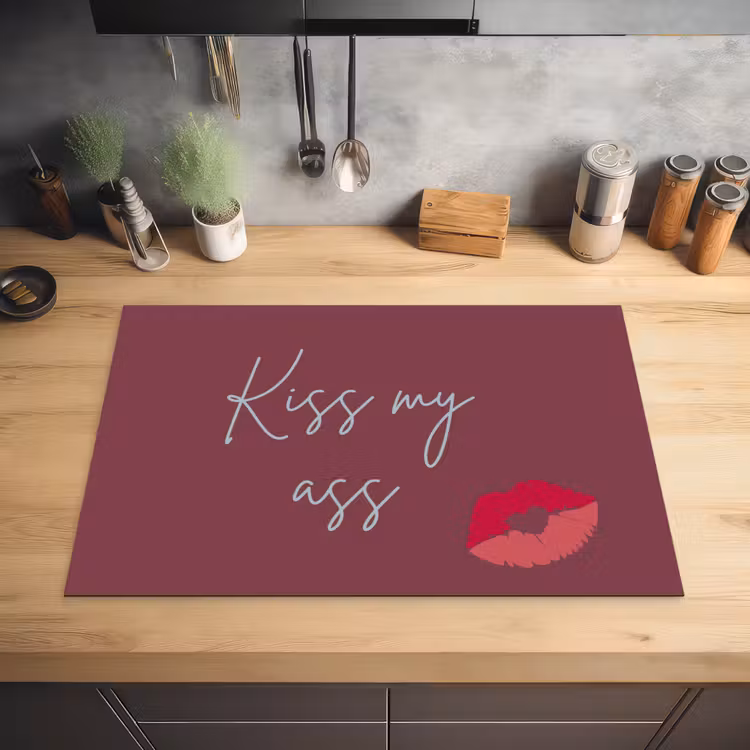 Kiss my ass - Lip - Bordeaux Inductie beschermer vinyl 3mm klein -sfeer5