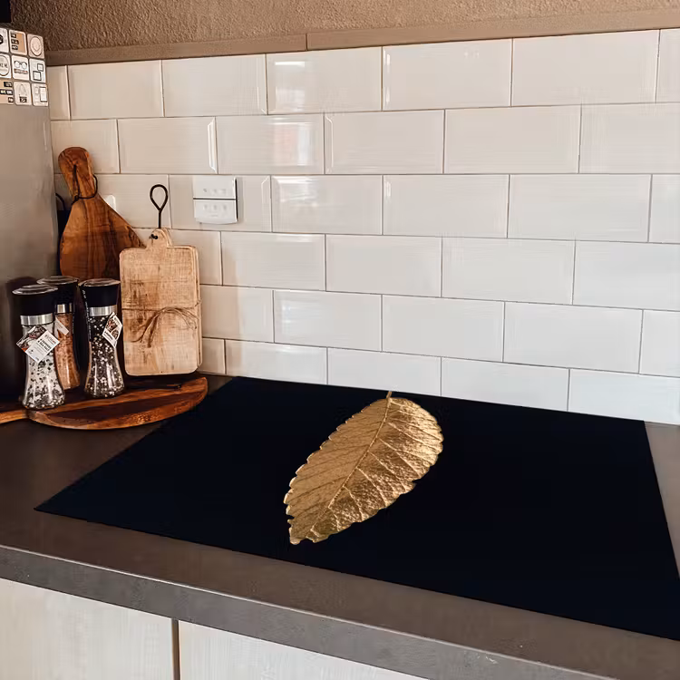 Bladeren - Zwart - Goud - Luxe - Natuur Inductie beschermer vinyl 3mm klein -sfeer3