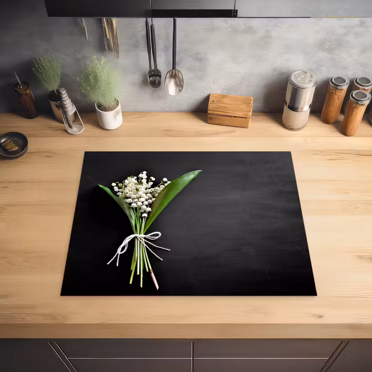 Lelietjes van dalen - Bloemen - Strik - Flora Inductie beschermer vinyl 3mm groot -sfeer5