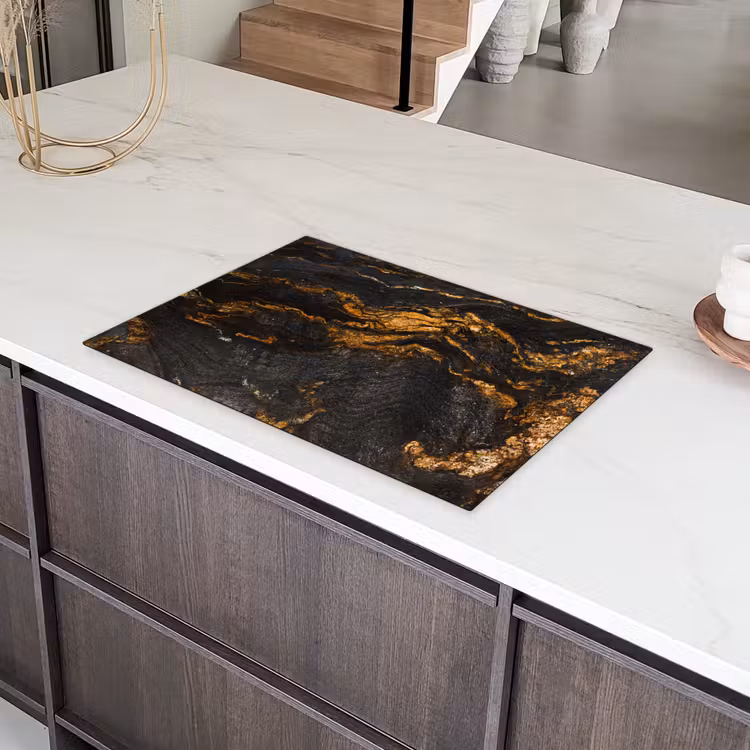 Marmer - Kalk - Zwart - Goud - Marmerlook - Luxe Inductie beschermer vinyl 3mm klein -sfeer8