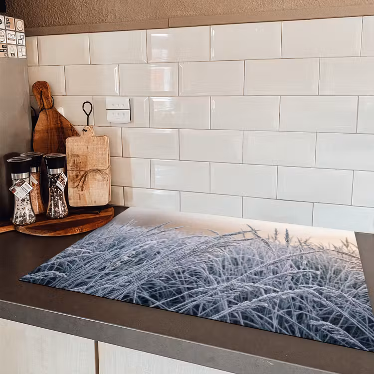 Rijp - Gras - Kristallen - Winter - Minimalistisch Inductie beschermer vinyl 3mm klein -sfeer3